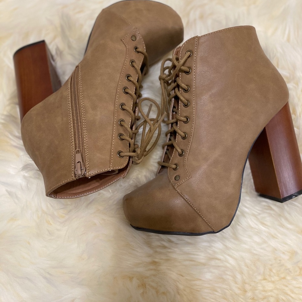 Brown Bamboo boots